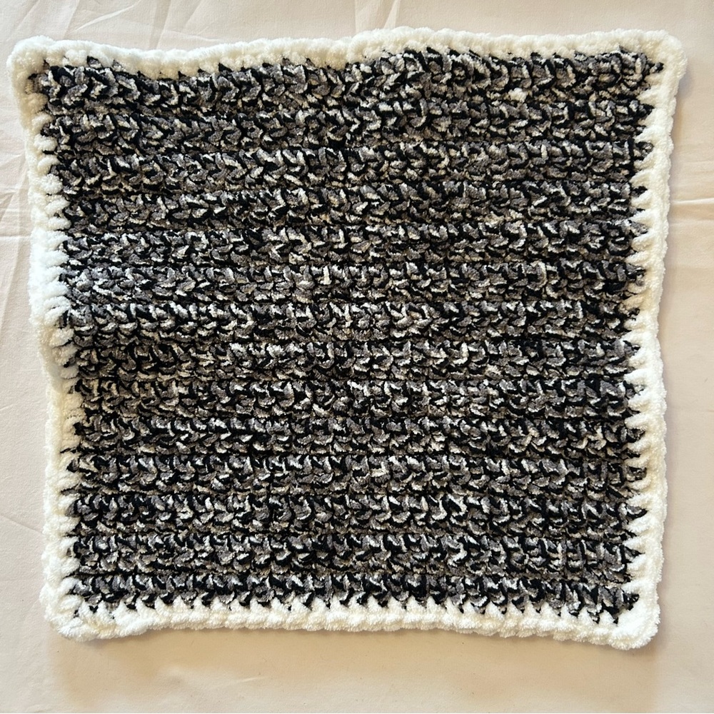 💰3 for $20 - Handmade Pet Blanket or Bed Liner